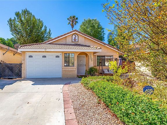 2nd image of 28300 Calle Gaviota