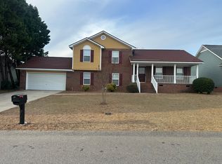 630 Connaly Dr, Hope Mills, NC 28348