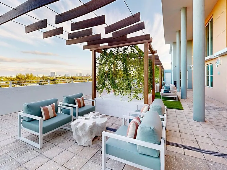Sundeck