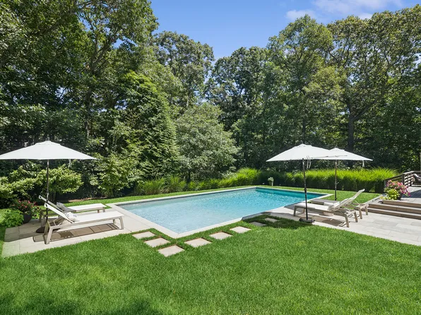 27 Landfall Rd, East Hampton, NY 11937