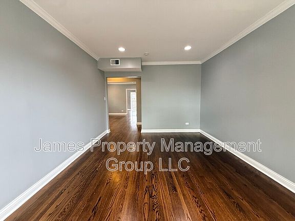 3rd image of 4023 N Troy St #2