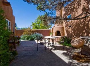 1265 Cerro Gordo Rd, Santa Fe, NM 87501
