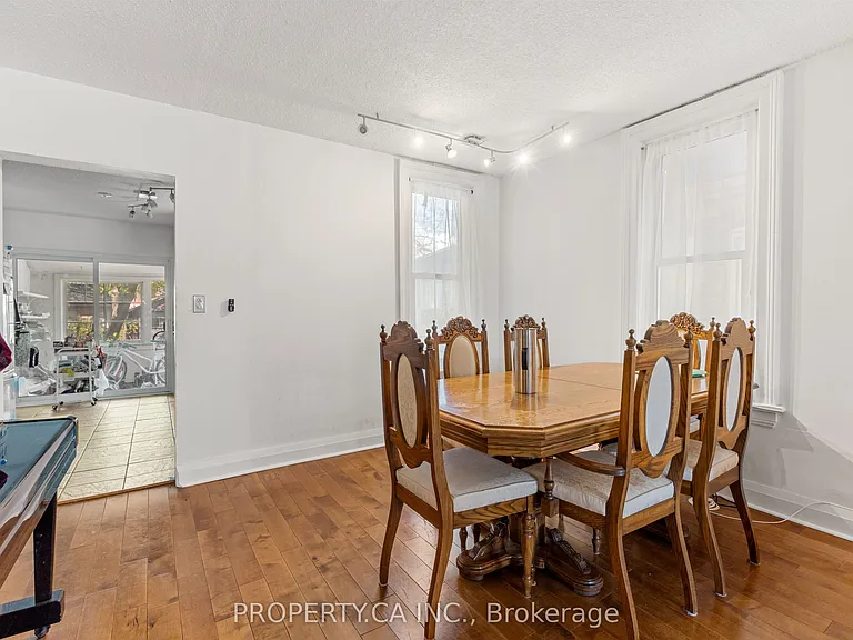 126 Stephenson Ave — Photo 8