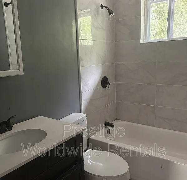 4125 Sandfort Rd #D — Photo 6