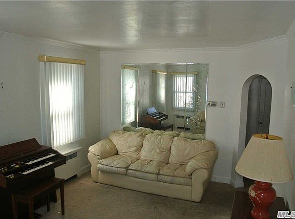 3rd image of 11516 142nd St