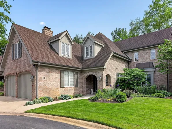 14 Tartan Ridge Rd, Burr Ridge, IL 60527