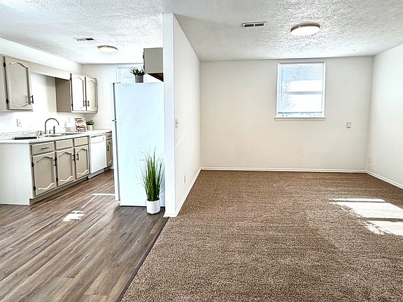 3rd image of 222 N Brunswick St APT 2
