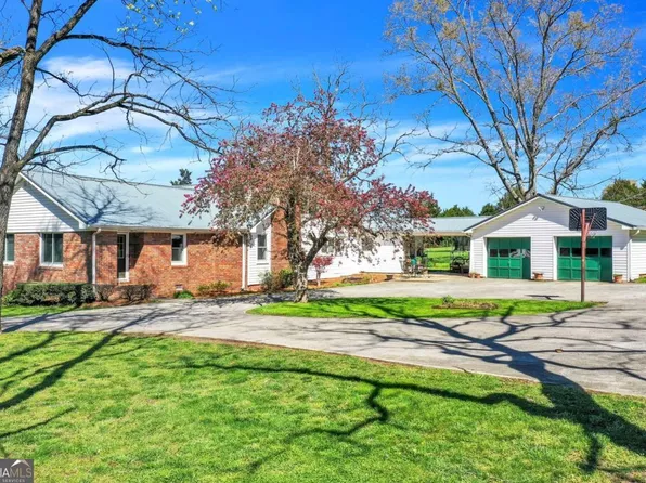 301 Carlton Dr, Rockmart, GA 30153