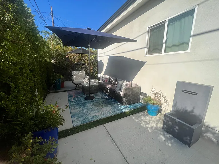 6203 Bakman Ave — Photo 18