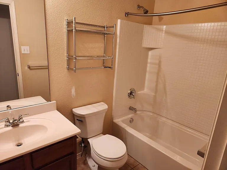 5716 Talons Crest Cir — Photo 24