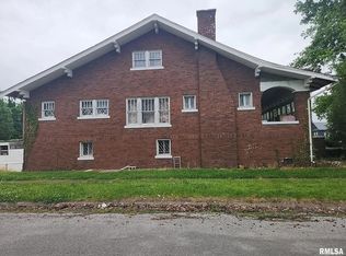 204 S Elm St, Mounds, IL 62964