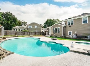 3 Bonito Dr, Framingham, MA 01701