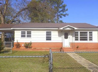 204 3rd Ave S, Clanton, AL 35045
