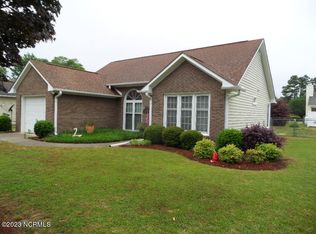 124 Pirates Rd, New Bern, NC 28562