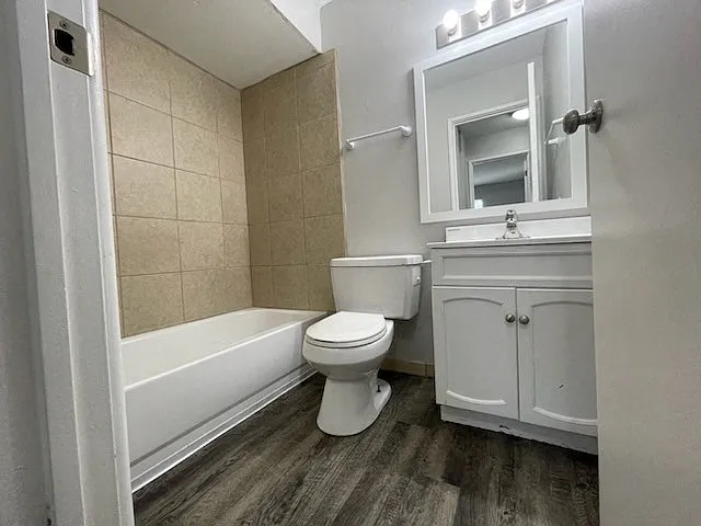 Copper Cove Apartments — Photo 38