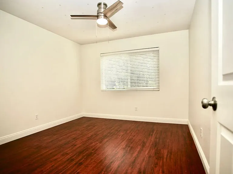 1251 Village View Rd — Photo 13