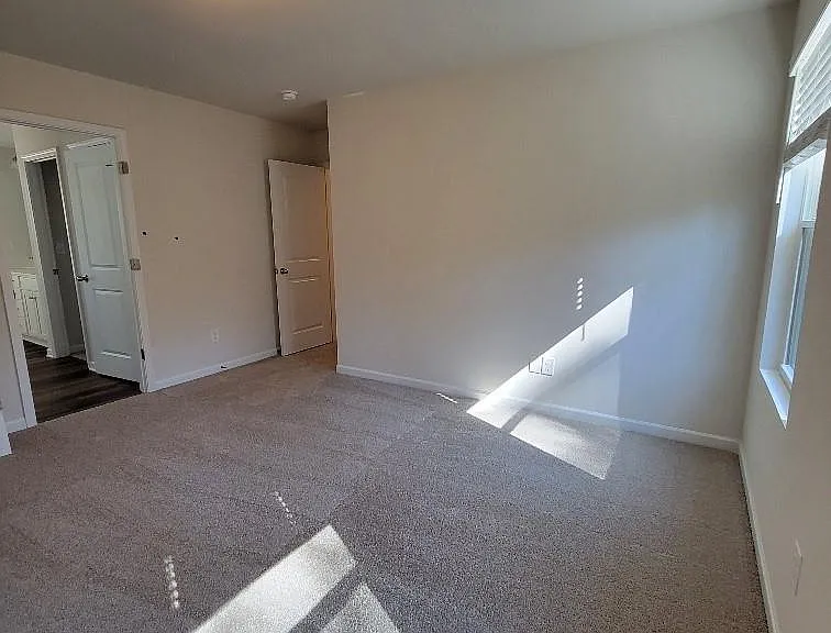 6941 Calton Ln — Photo 7