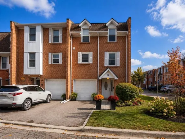 333 Meadows Blvd #98, Mississauga, ON L4Z 1G9