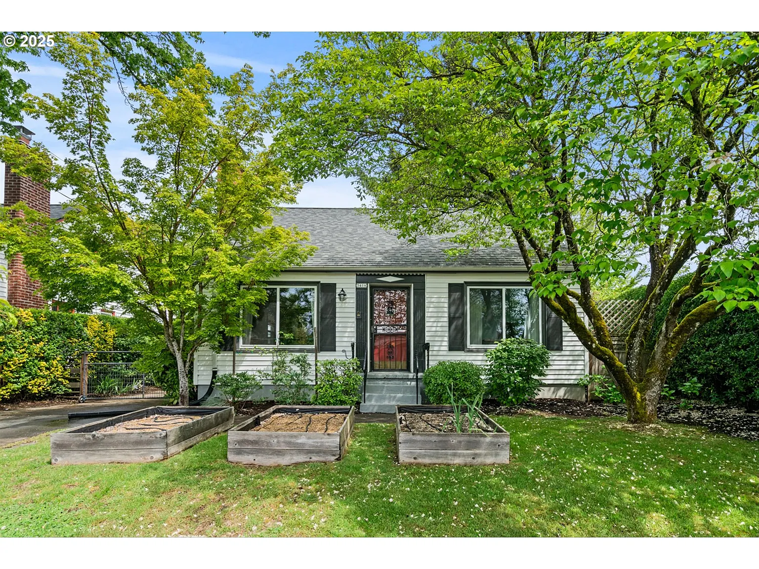 3416 SE 63rd Ave photo 1