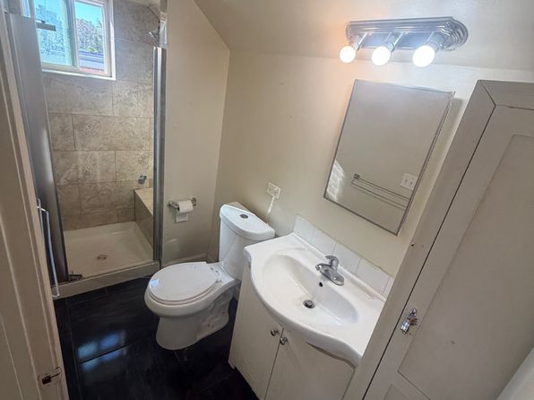 140 Summit St APT 2