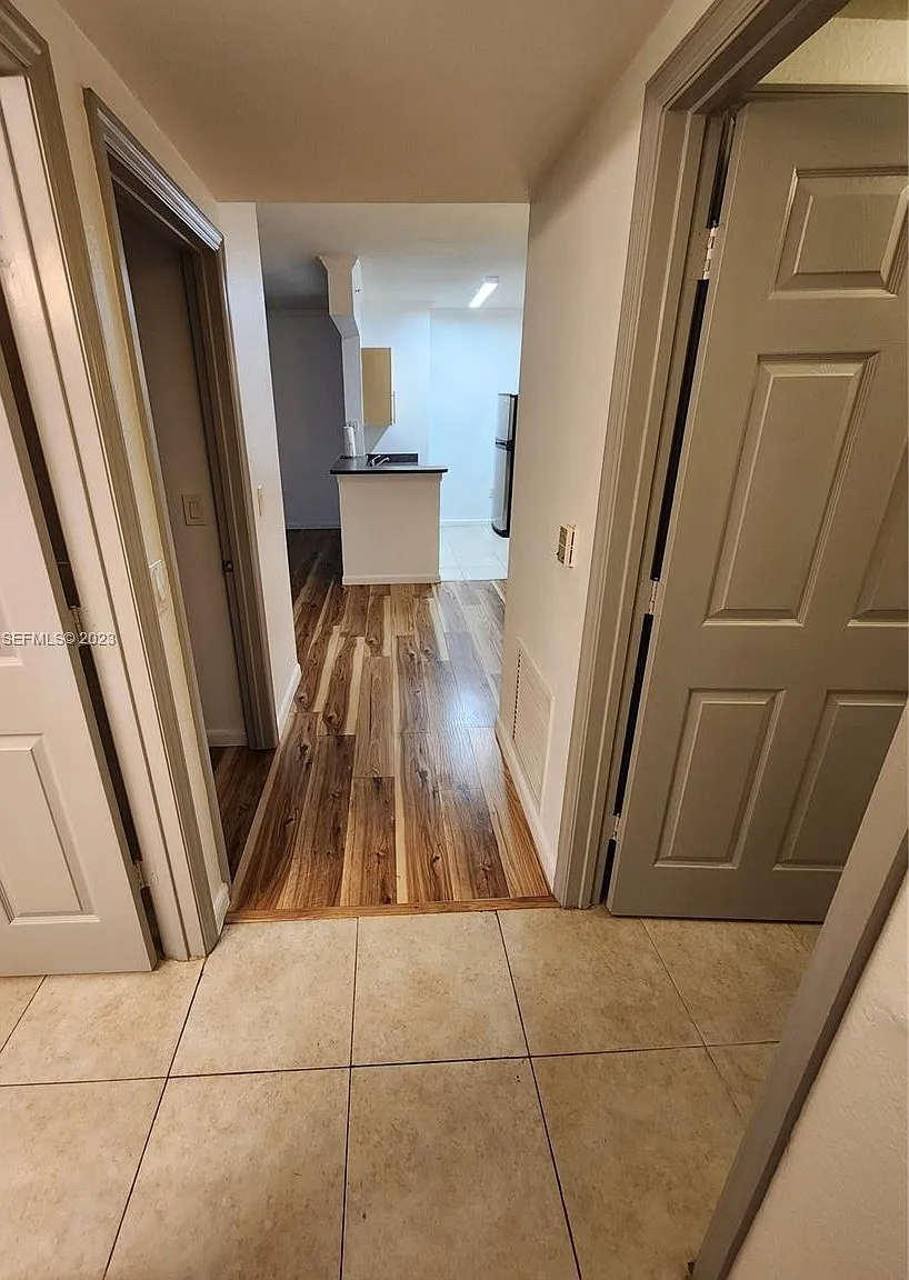 Centergate Dr, Miramar — Photo 2