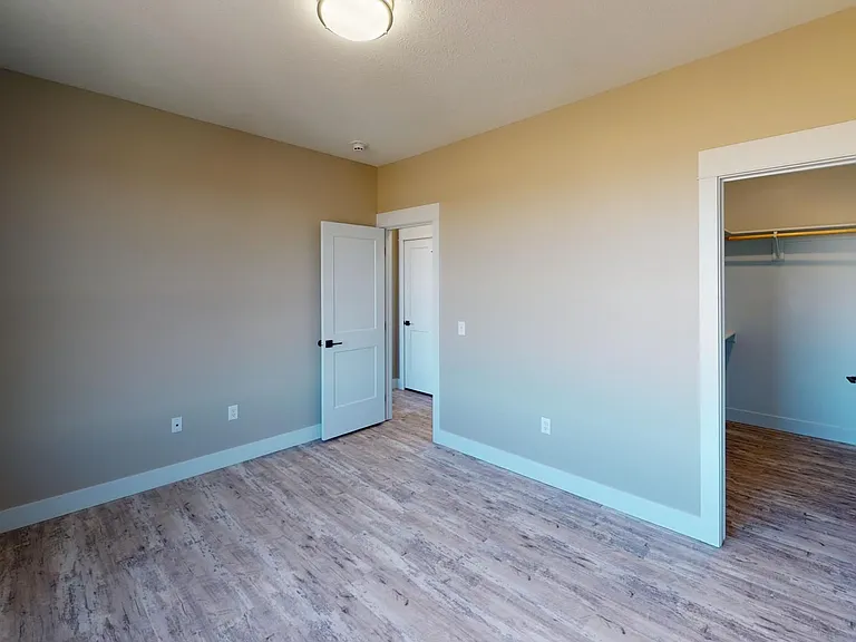 2014 University Dr — Photo 15
