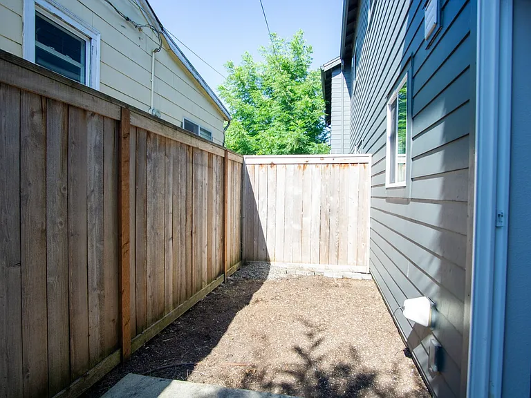 6833 N Montana Ave #2 — Photo 14
