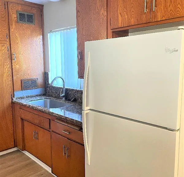 850 S Rosemead Blvd #3 — Photo 8