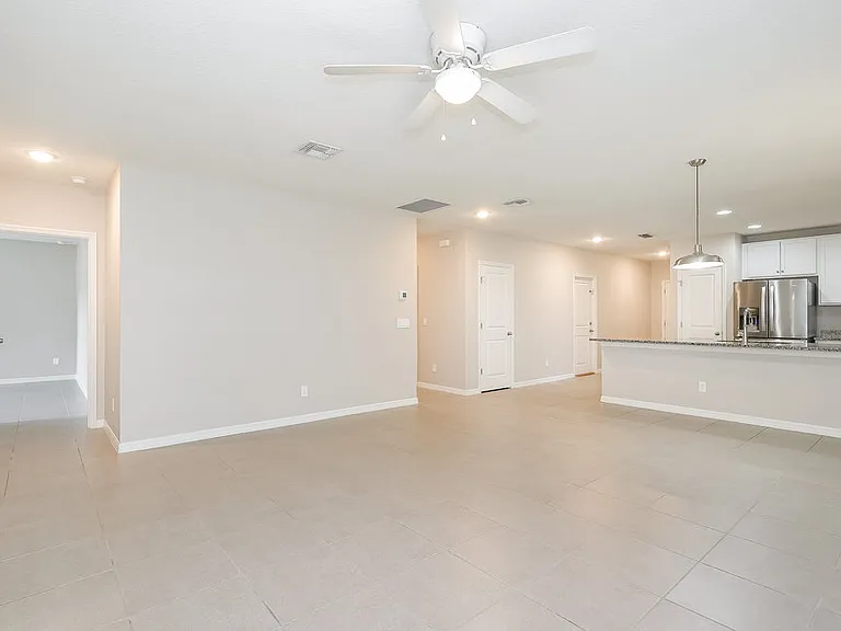 830 Hazel Grove Ct — Photo 3