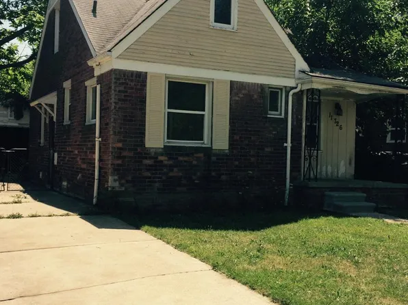 11726 Beaconsfield St, Grosse Pointe, MI 48224