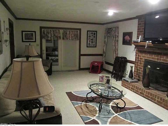 2nd image of 160 Covey Cir