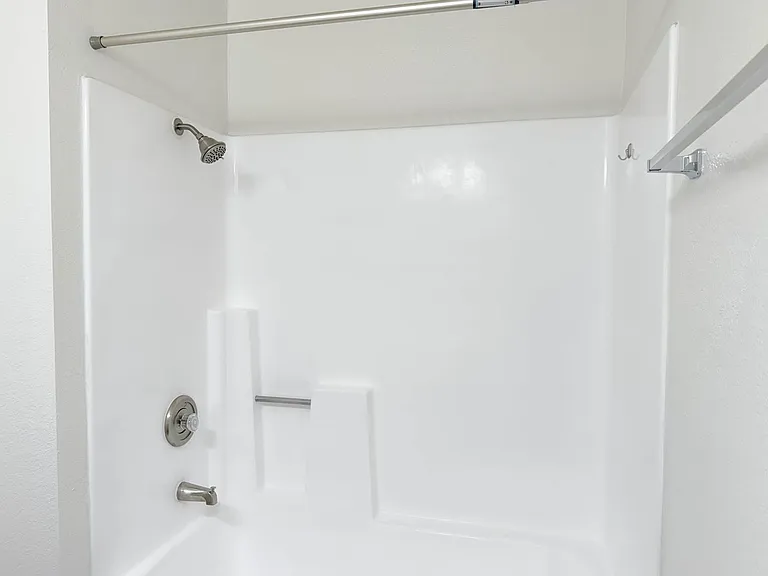 One park Apartments — Photo 109