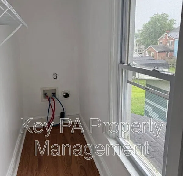 471 Hodgson St — Photo 7