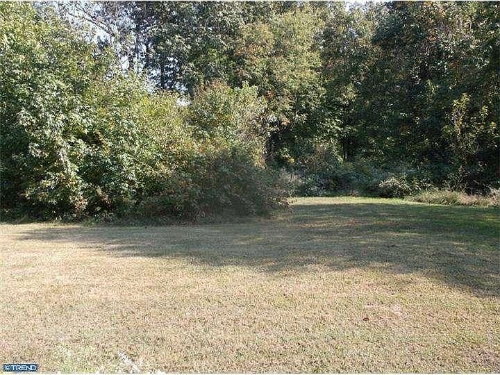 1st image of 210 Stardust Dr