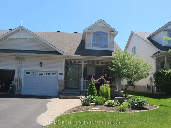 180 Hartsmere Dr, Ottawa, ON K2S 2H4