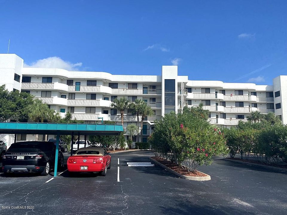 1st image of 300 Columbia Dr APT 3104