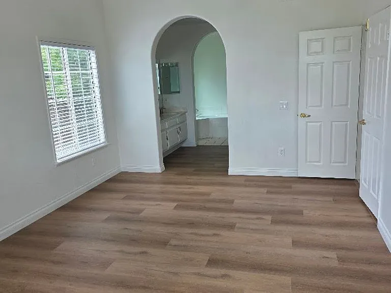 45104 Putting Green Ct — Photo 11