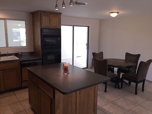 Kitchen & Dining Room