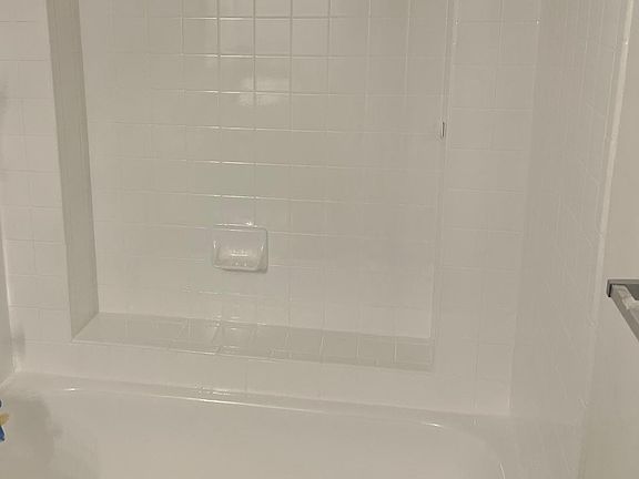5th image of 8353 Lake Dr APT 407