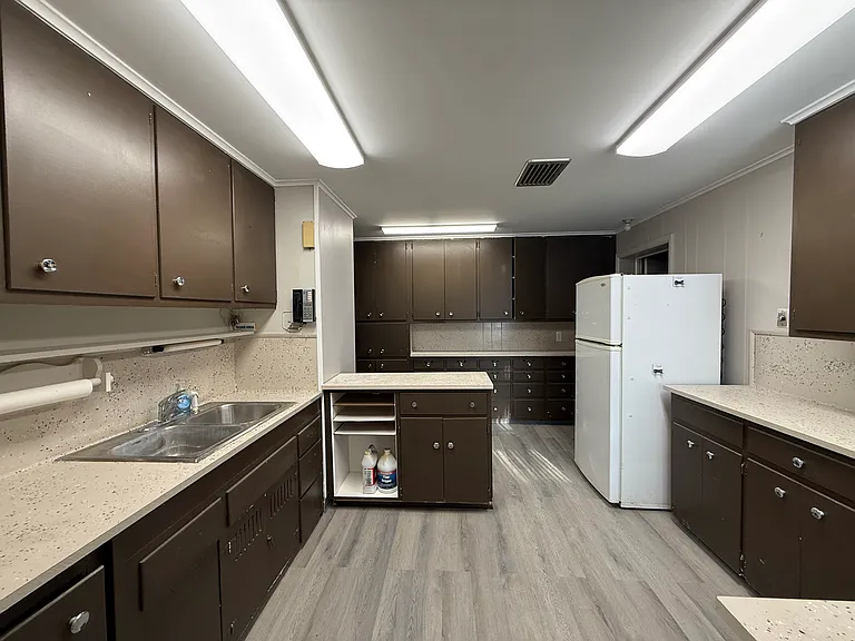 241 N Main St #1 — Photo 3
