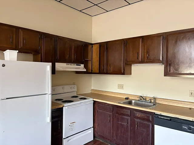 152 Main St #7