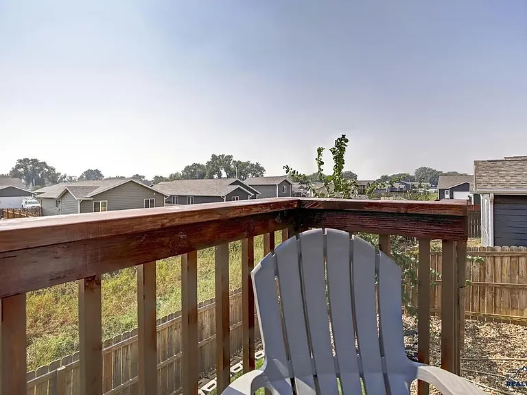 2915 Hutt Ct — Photo 18