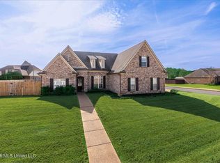 1768 Linden Dr, Nesbit, MS 38651