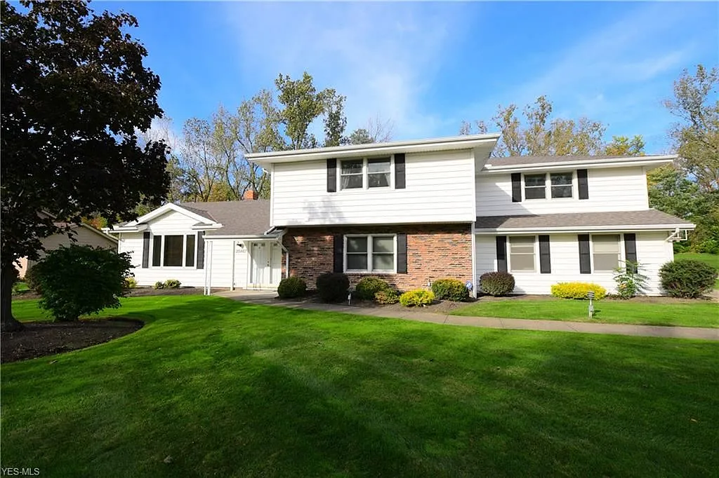 25467 Halburton Rd photo 1