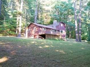 626 Old Hartford Rd, Colchester, CT 06415