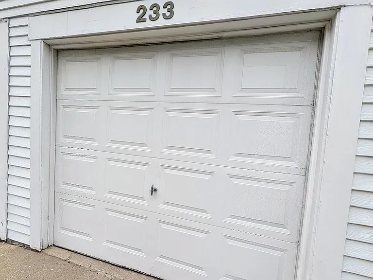 233 Sunset Ct #233 — Photo 14