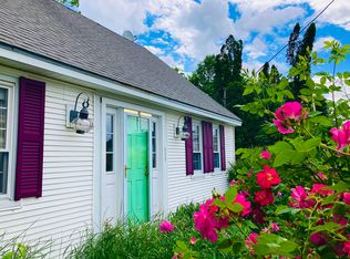 422 Main St, Springvale, ME 04083