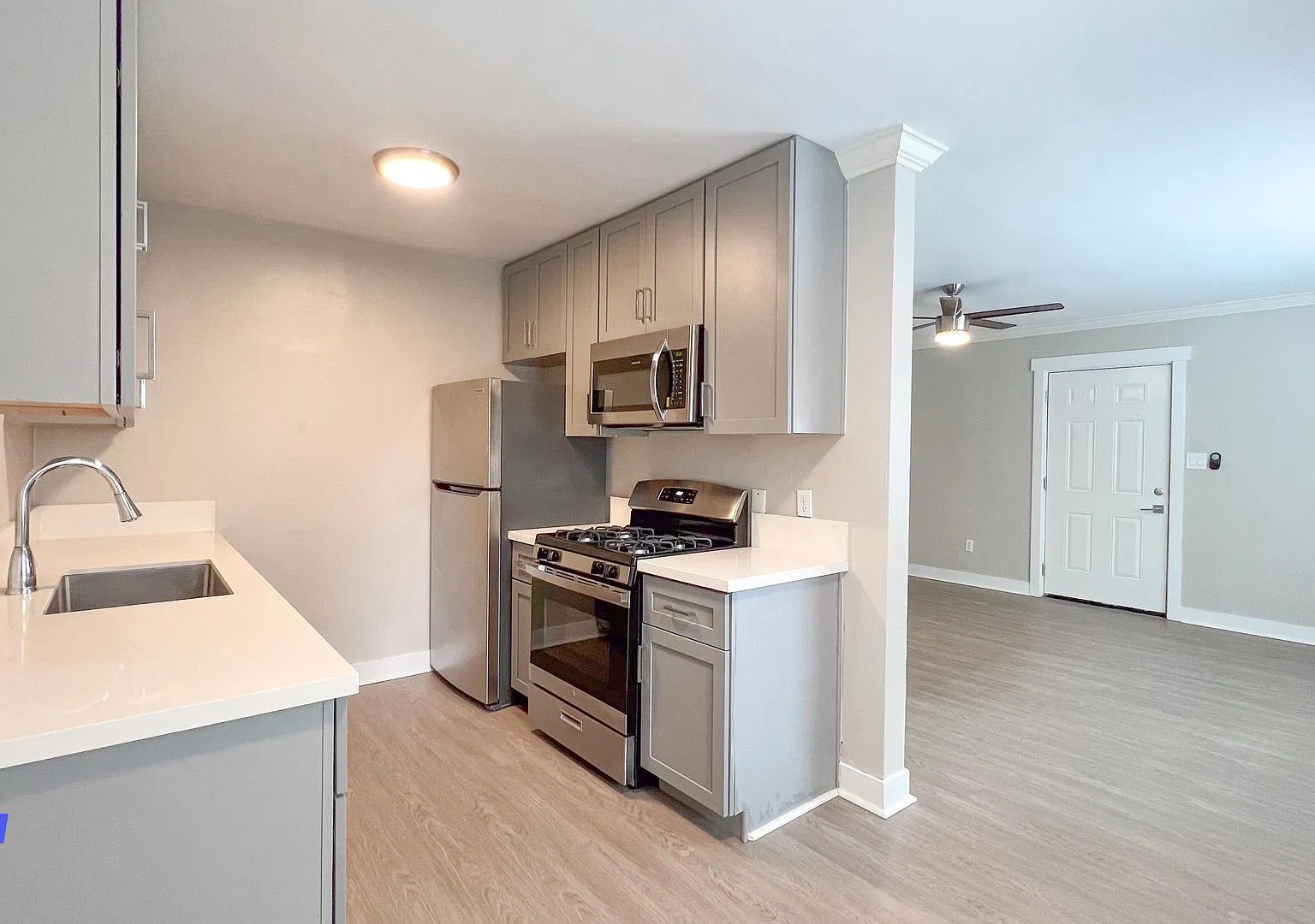 Emerald Ave Apartments — Photo 2