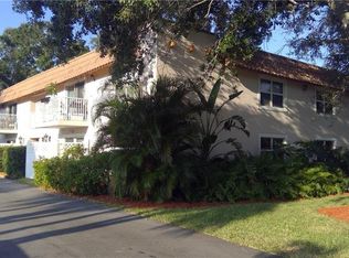715 20th St, Vero Beach, FL 32960