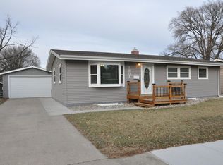 1801 Lincoln Ln, Brookings, SD 57006